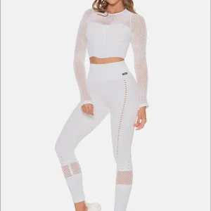 Seamless Set – Elegance in Motion