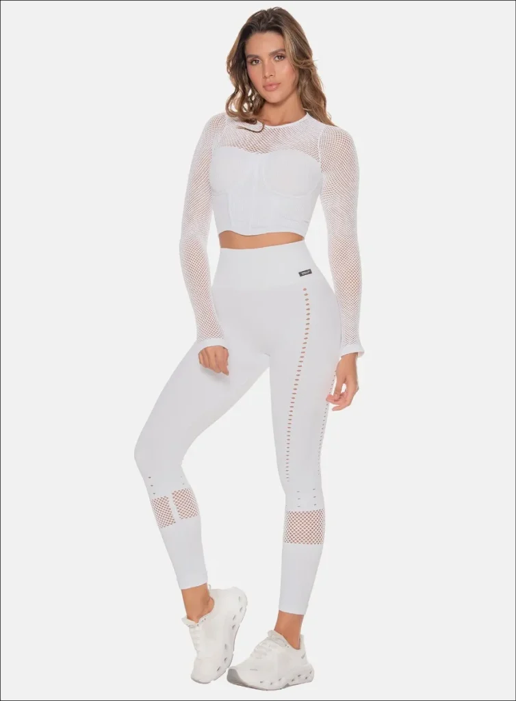 Seamless Set – Elegance in Motion